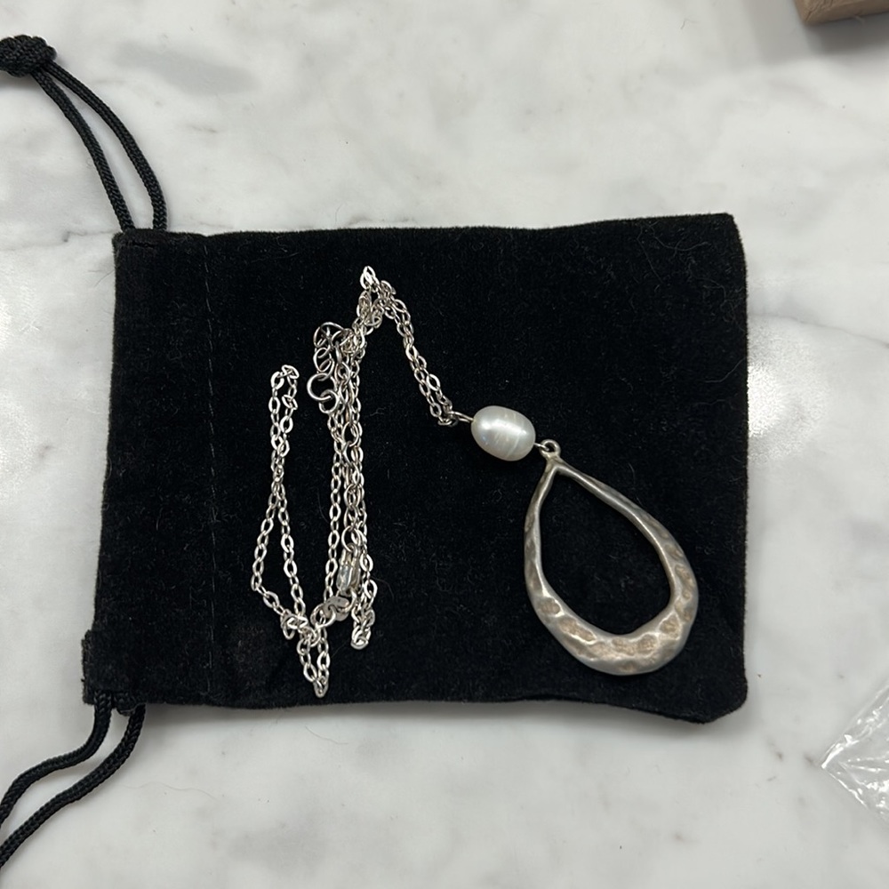 Freshwater Pearl & Sterling Silver necklace